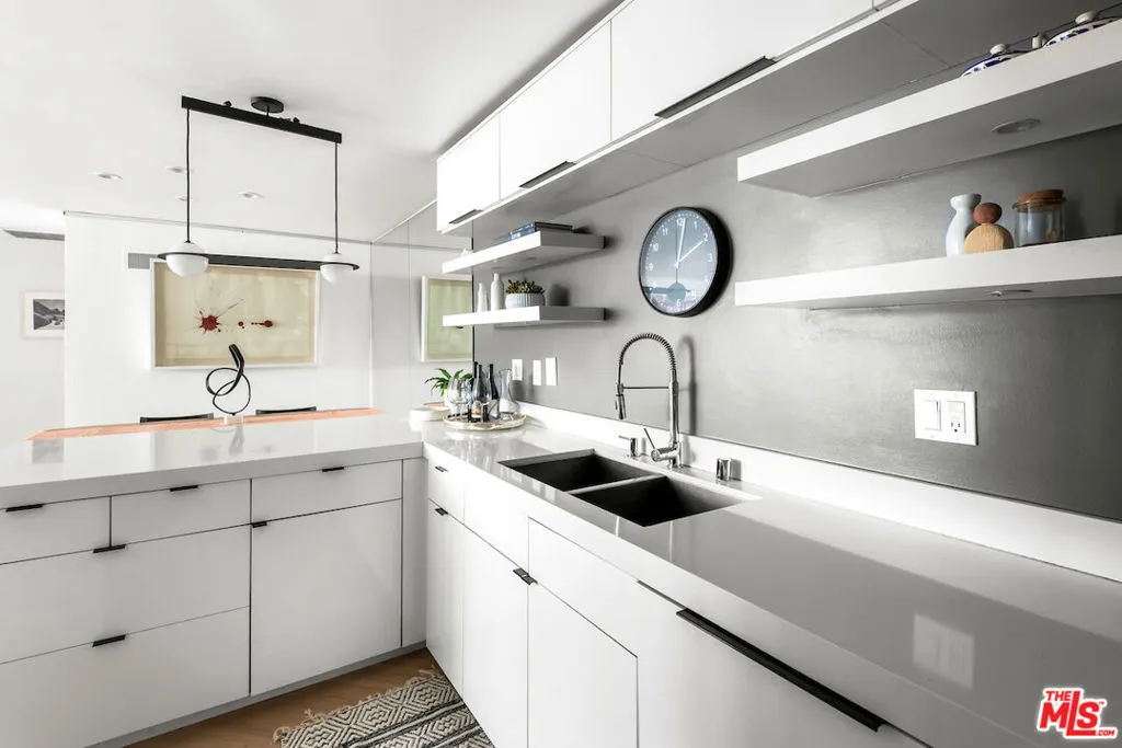 1400 N Sweetzer Avenue 106, West Hollywood, California 90069 home-pic-11